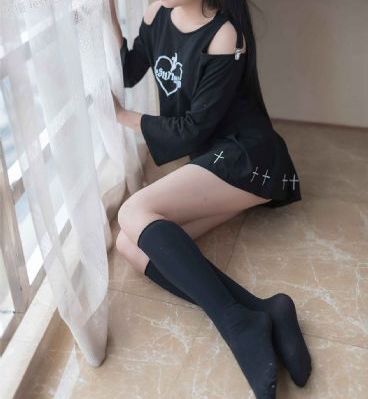 欧美中年帅男_无广告免费播放高清电影
