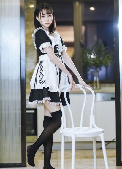 欧美色草_4K全集在线观看