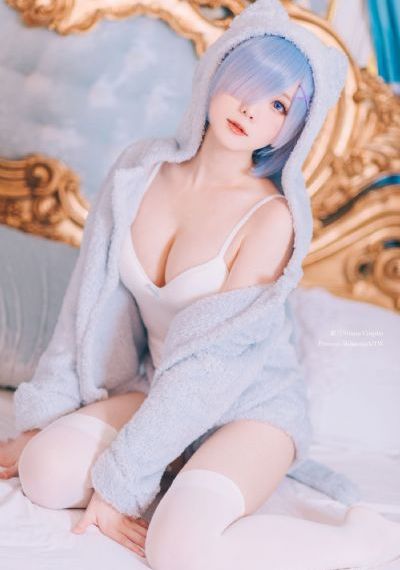 欧美三级无码自拍在线_1080全集在线观看
