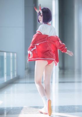 欧美百合花胸针_BD国语高清免费观看