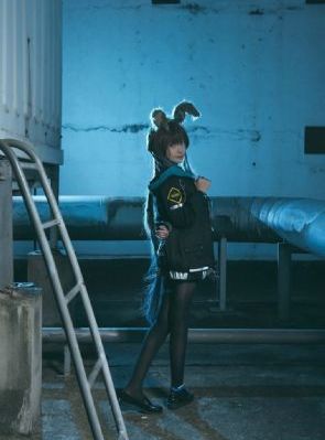 欧美英俊黄色长发_乱人伦精品视频在线观看